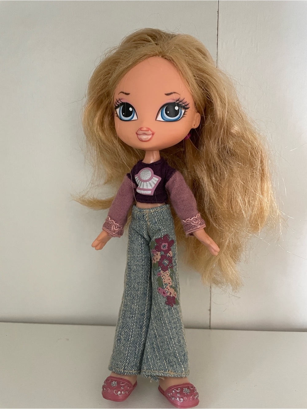 Vintage cloe Bratz Kidz doll